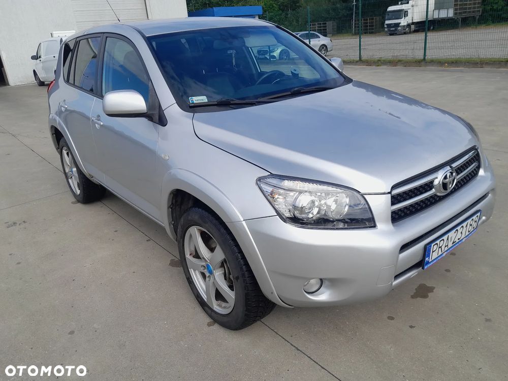 Toyota RAV4 2.2 D-CAT 4x4 Executive - 3