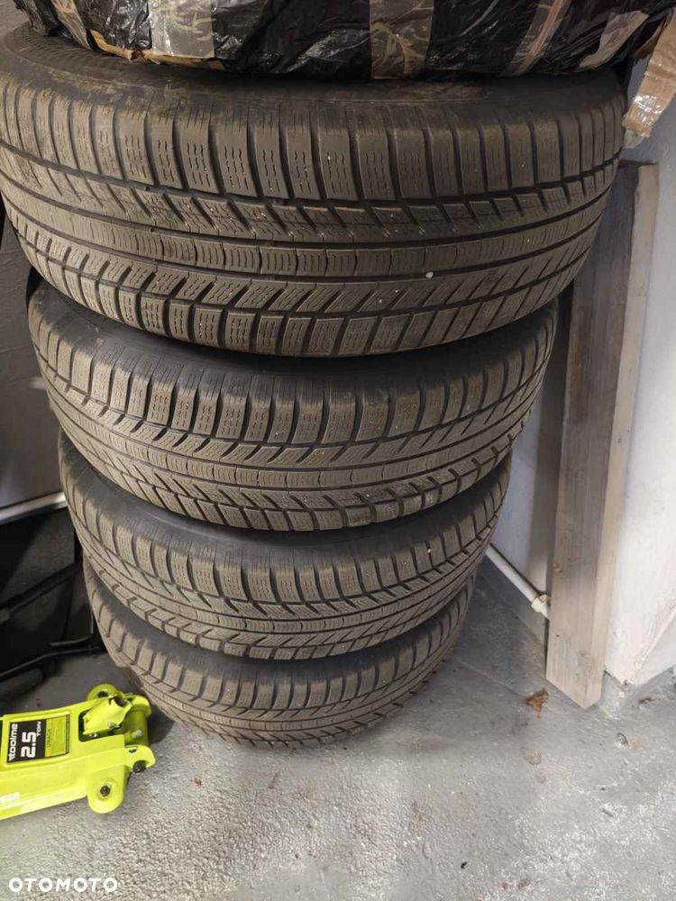 Land Rover Discovery Sport D180 SE - 32