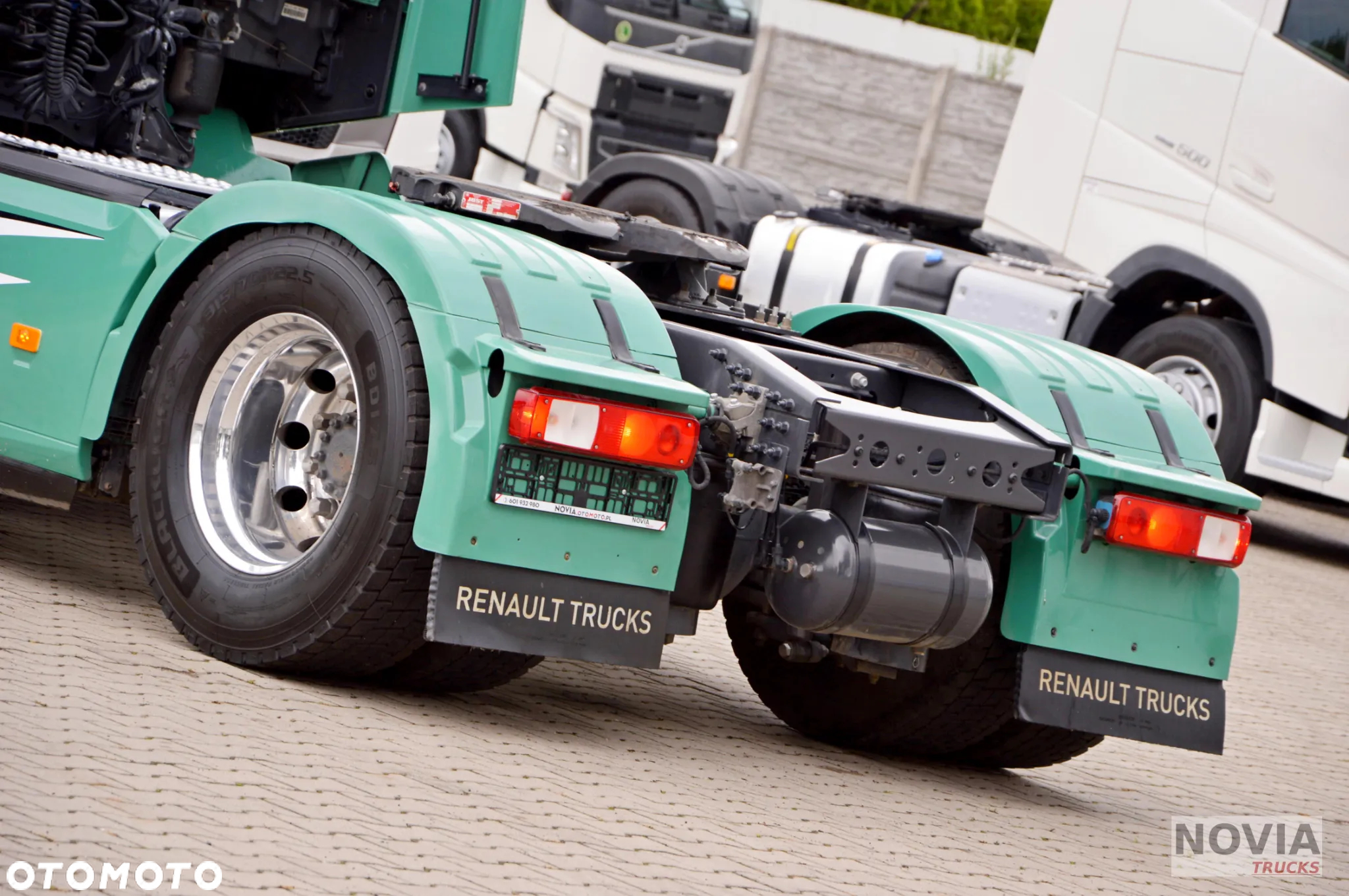 Renault T 520 | NAJBOGATSZA OPCJA | RETARDER VOITH | KLIMA POSTOJOWA | 2 ZBIORNIKI | 2 ŁÓŻKA | MIĘDZYOSIE - 13