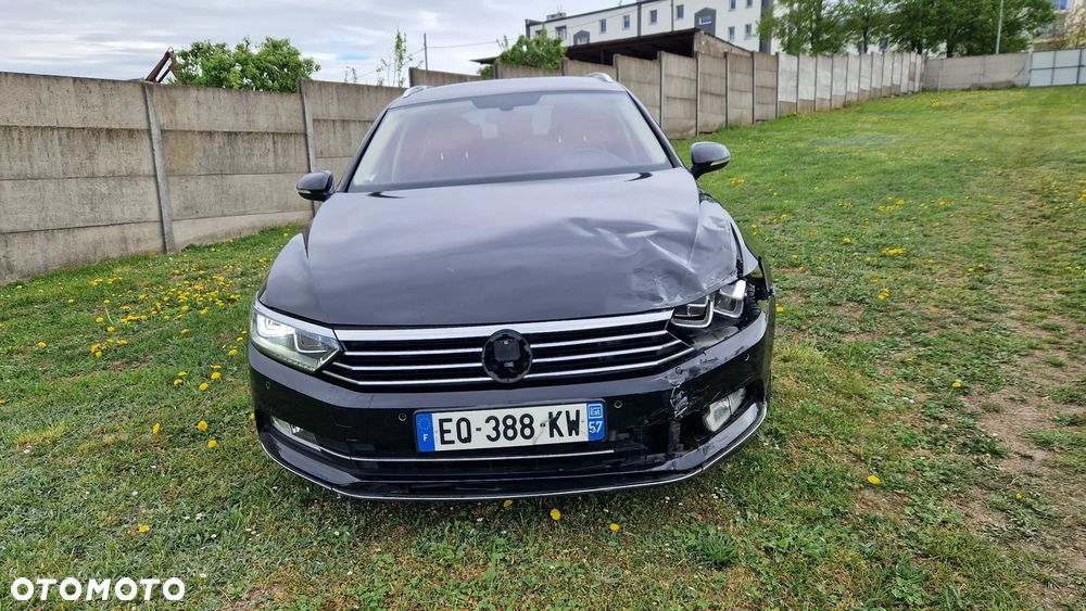 Volkswagen Passat 2.0 TDI (BlueMotion Technology) DSG Trendline - 4