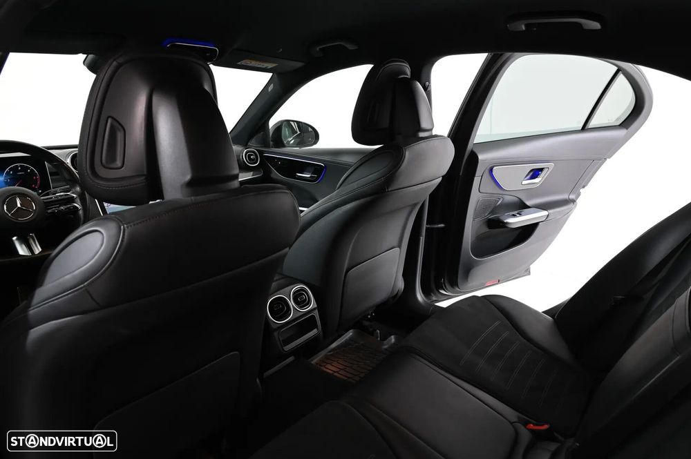 Mercedes-Benz C 300 d AMG Line - 26