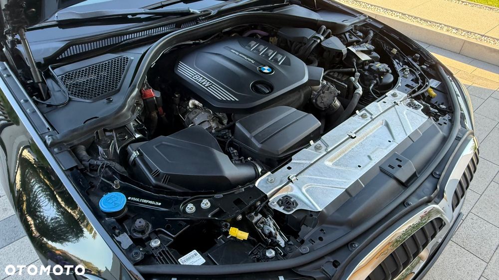 BMW Seria 3 318d mHEV M Sport - 32