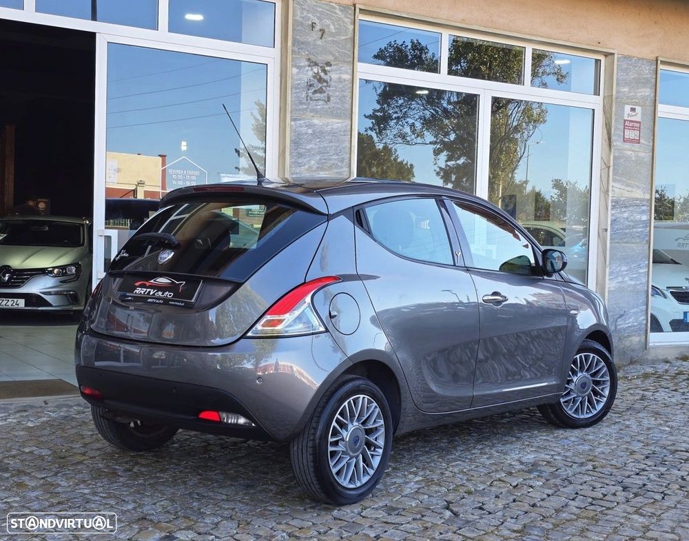 Lancia Ypsilon 1.3 M-jet S&S Platinum - 10