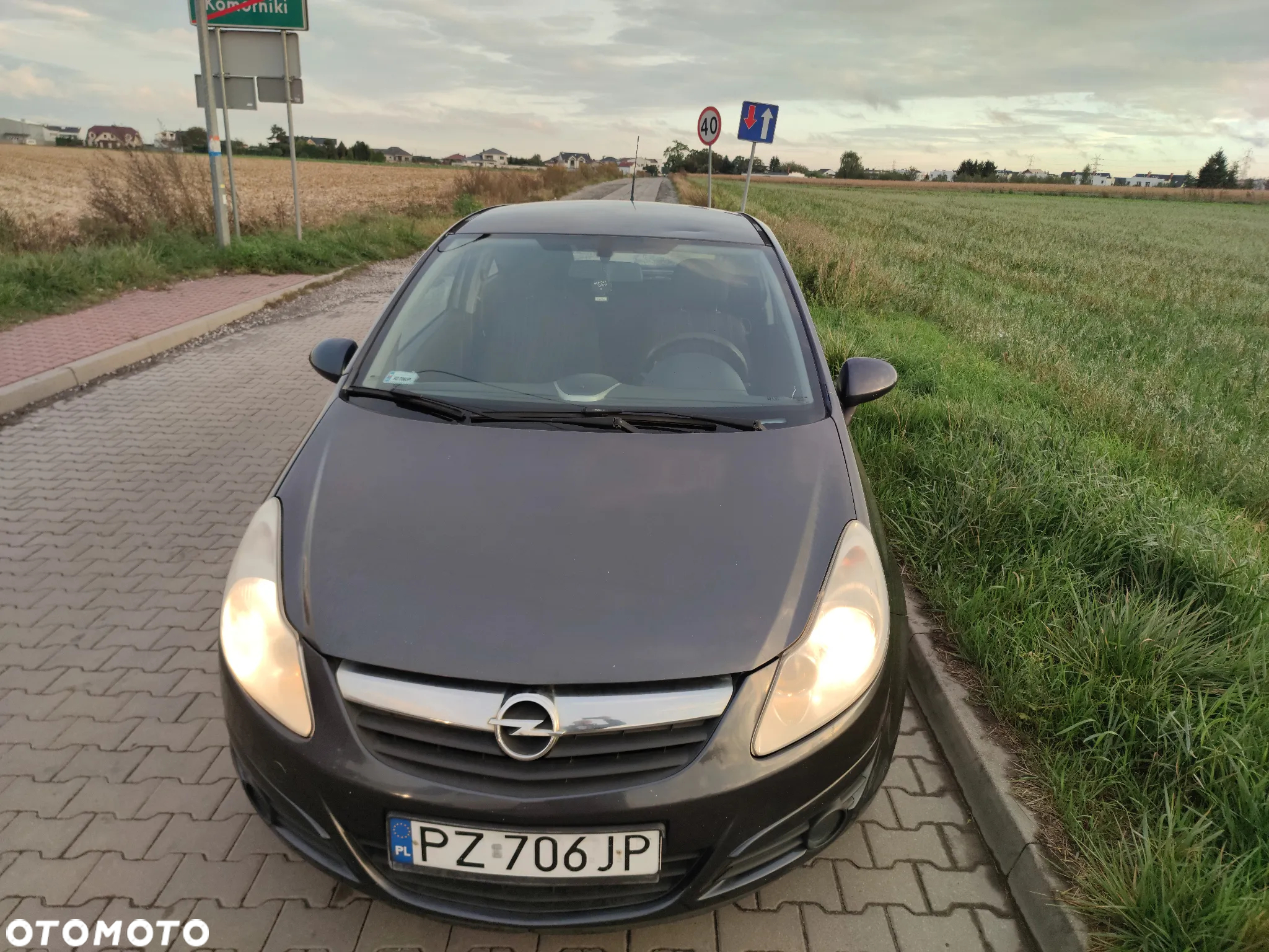 Opel Corsa 1.4 16V Enjoy - 7