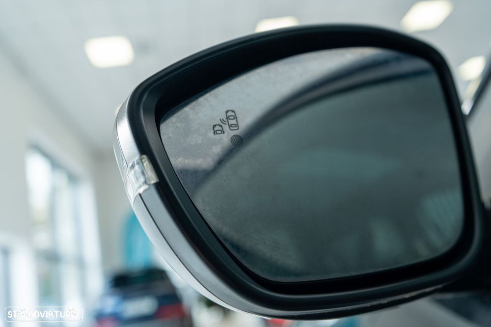 Peugeot e-208 GT Pack - 31