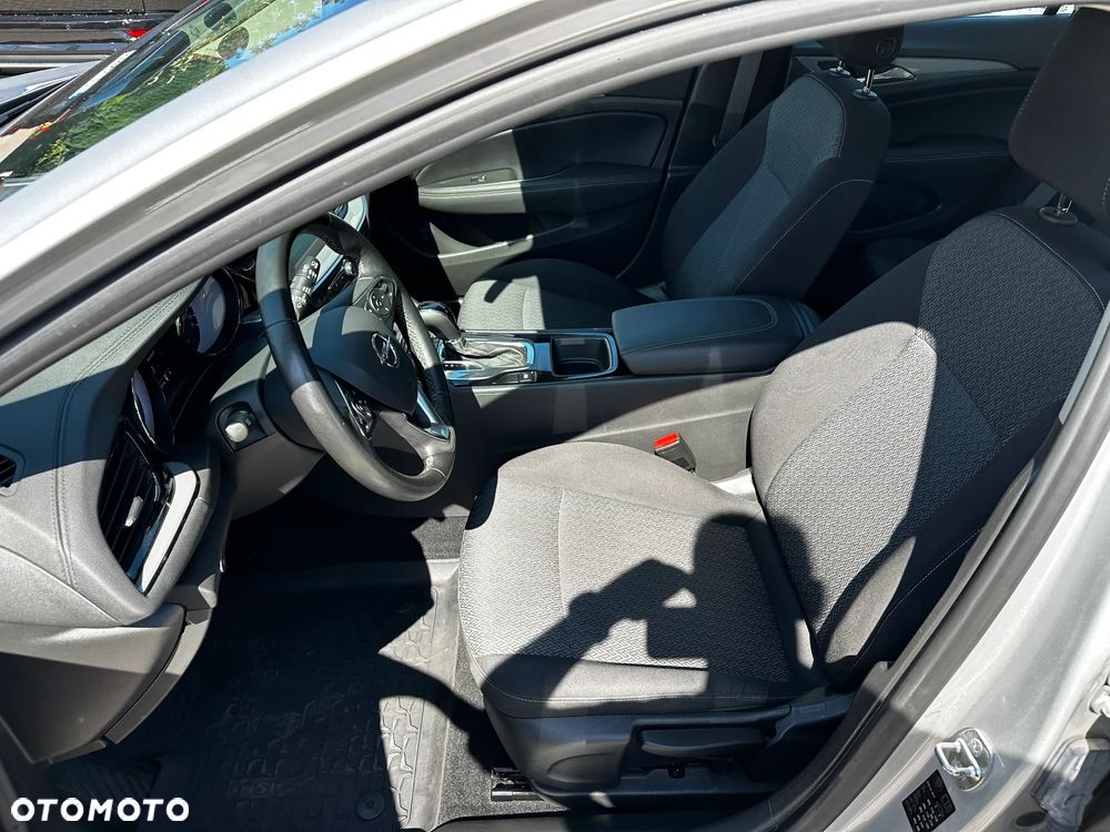Opel Insignia - 19