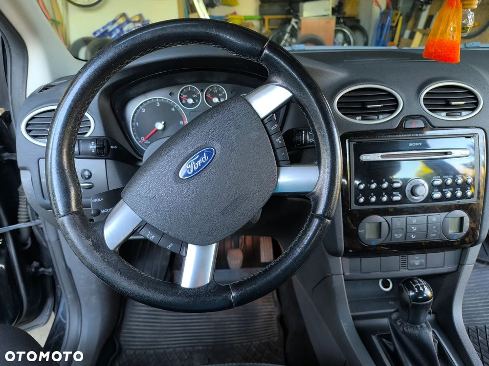 Ford Focus 1.8 TDCi Ghia - 3