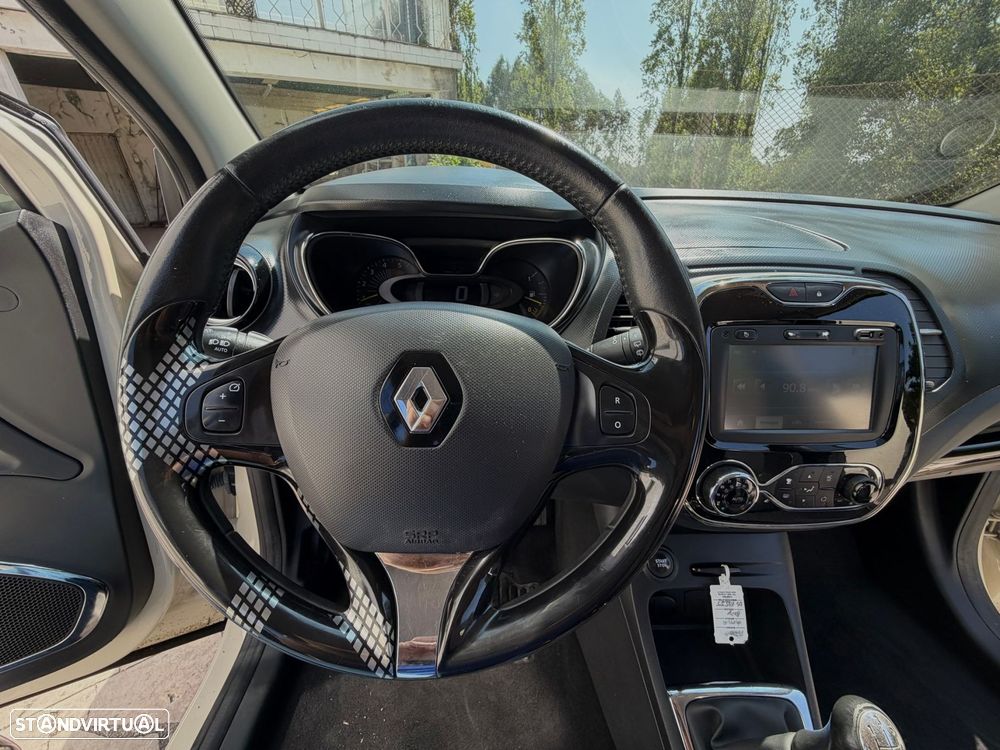 Renault Captur - 37