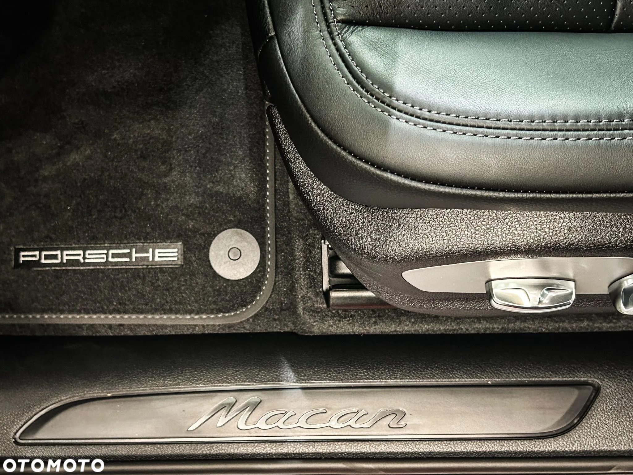 Porsche Macan Standard - 22
