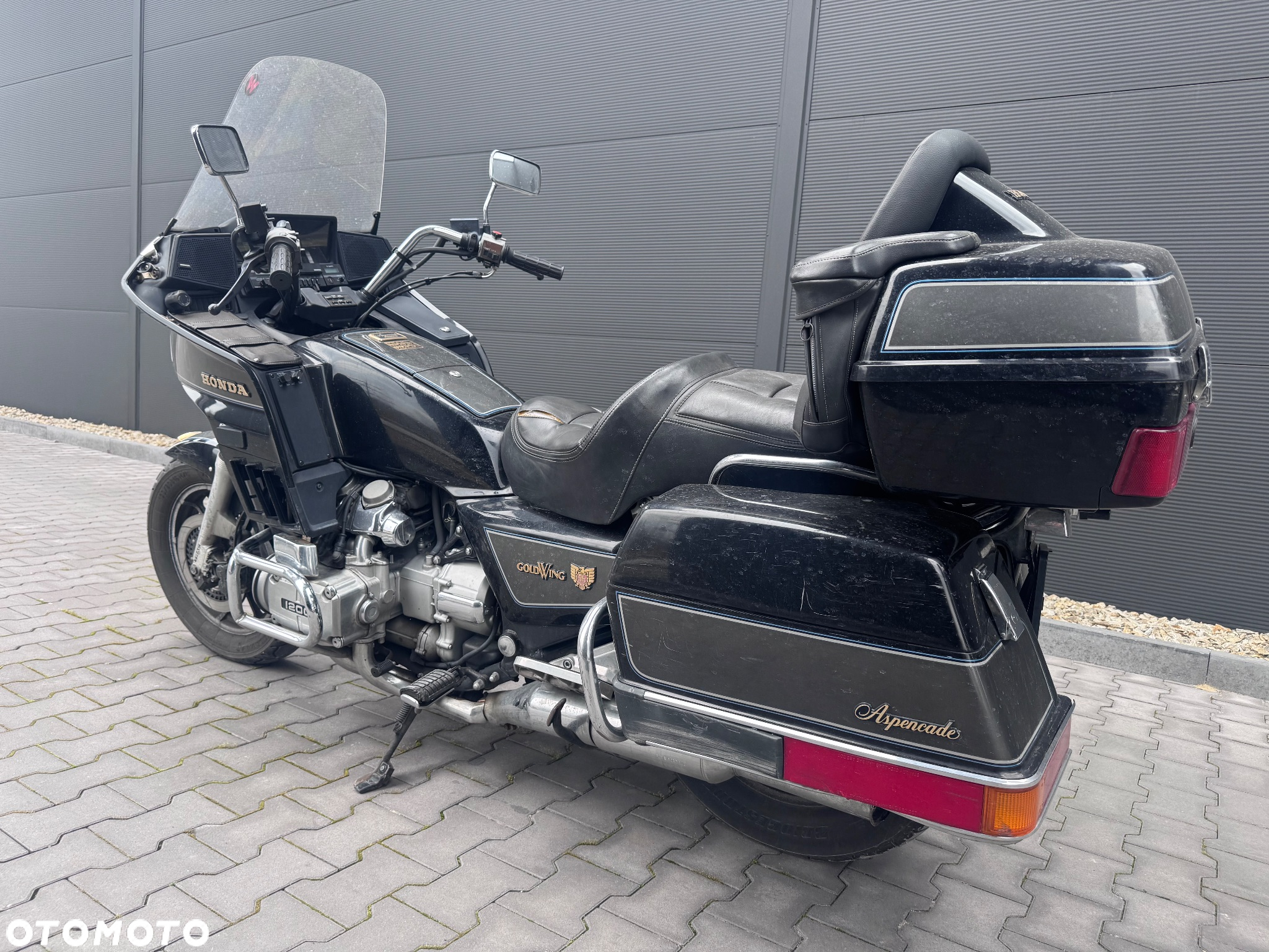 Honda GL - 4