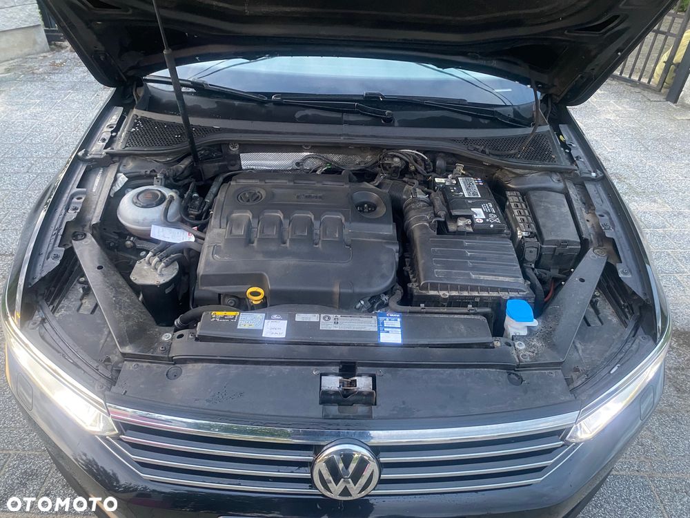 Volkswagen Passat 2.0 TDI (BlueMotion Technology) DSG Comfortline - 35