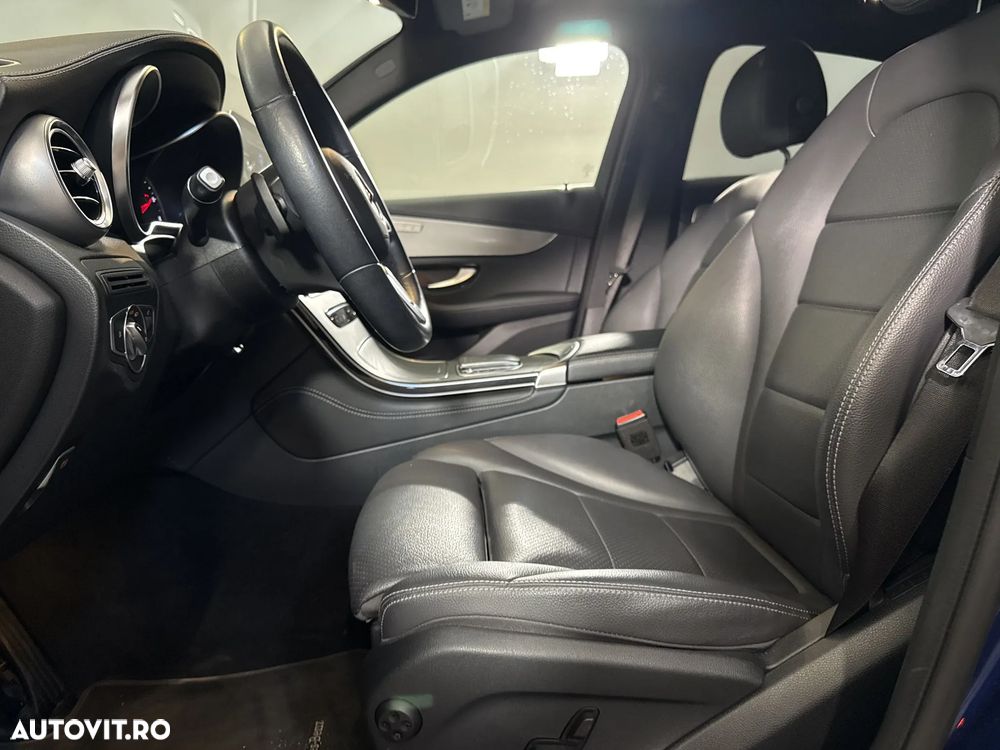 Mercedes-Benz GLC Coupe 220 d 4MATIC - 24