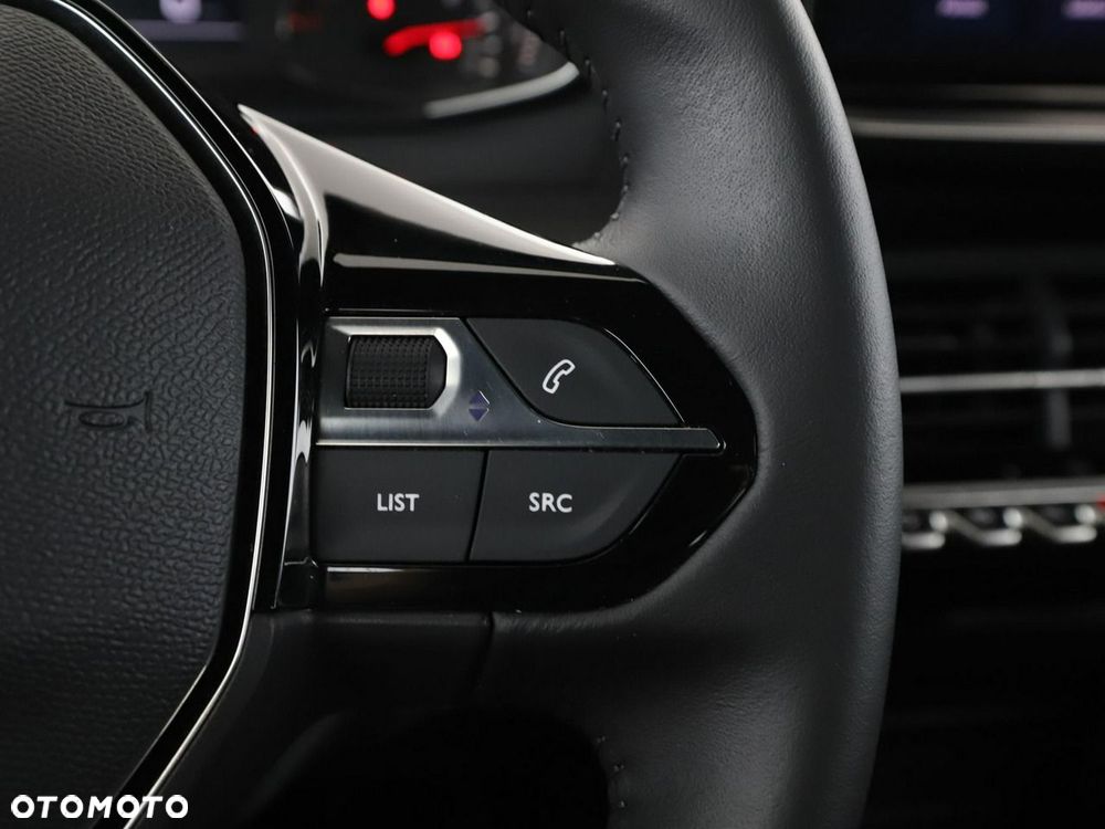 Peugeot 2008 PureTech 100 Active - 33
