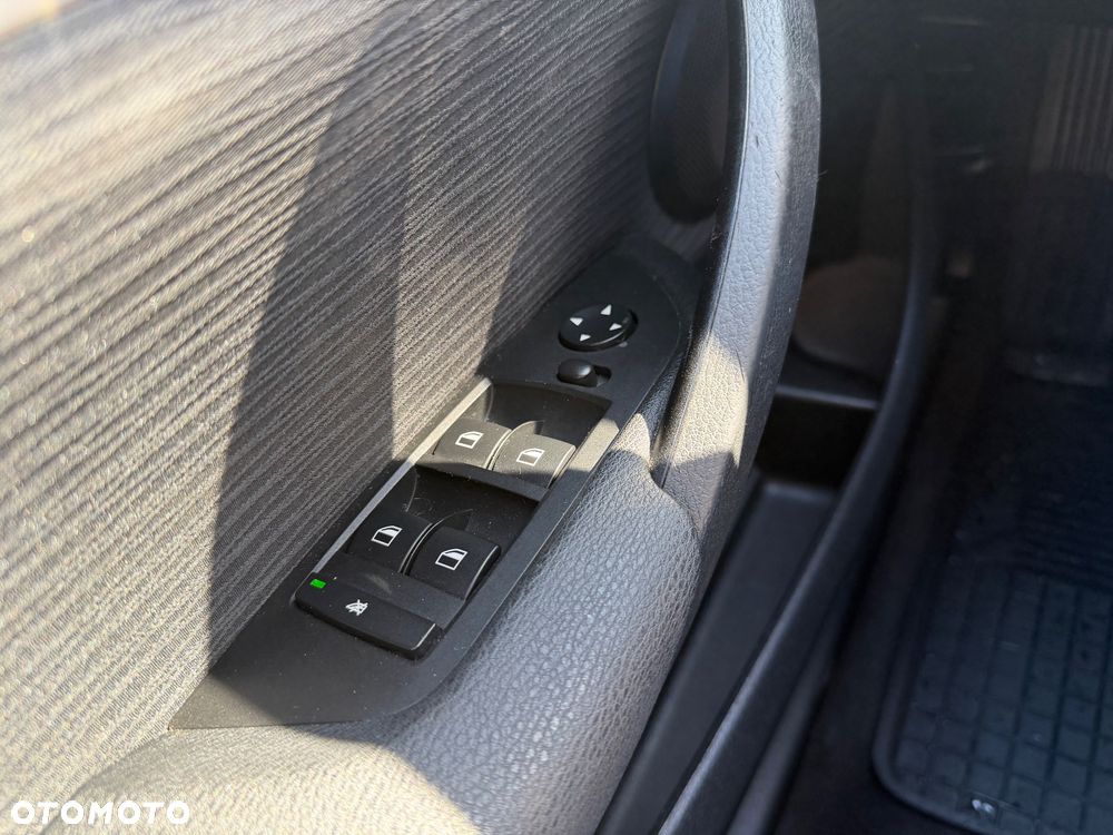 BMW X1 sDrive18d - 24