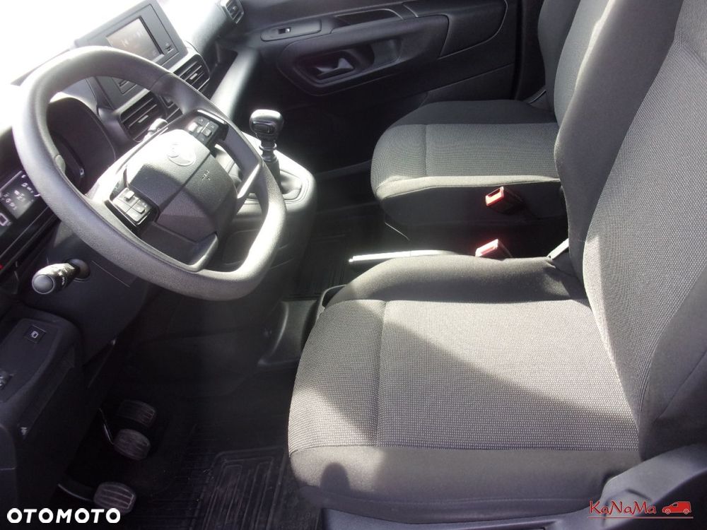 Toyota Proace City - 25