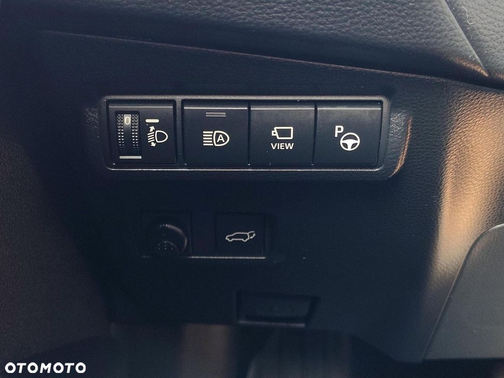 Toyota Corolla Cross - 17