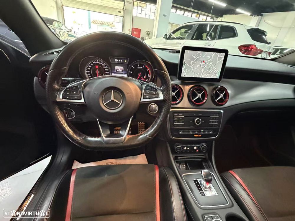 Mercedes-Benz CLA 45 AMG 4Matic 7G-DCT - 14