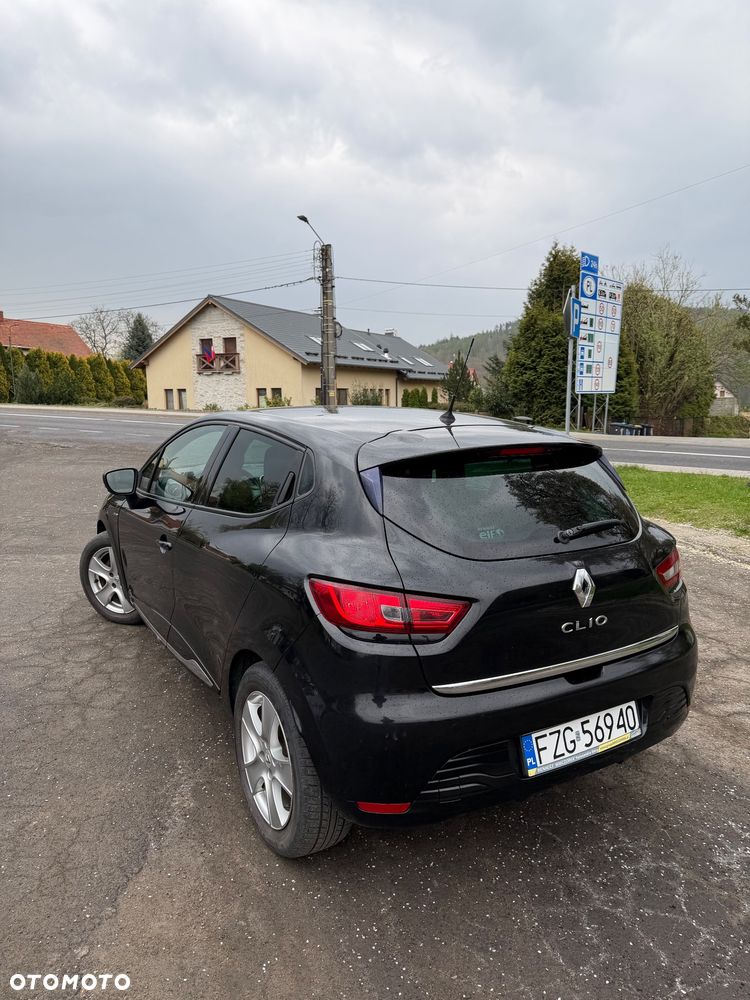 Renault Clio 1.2 16V Limited - 9