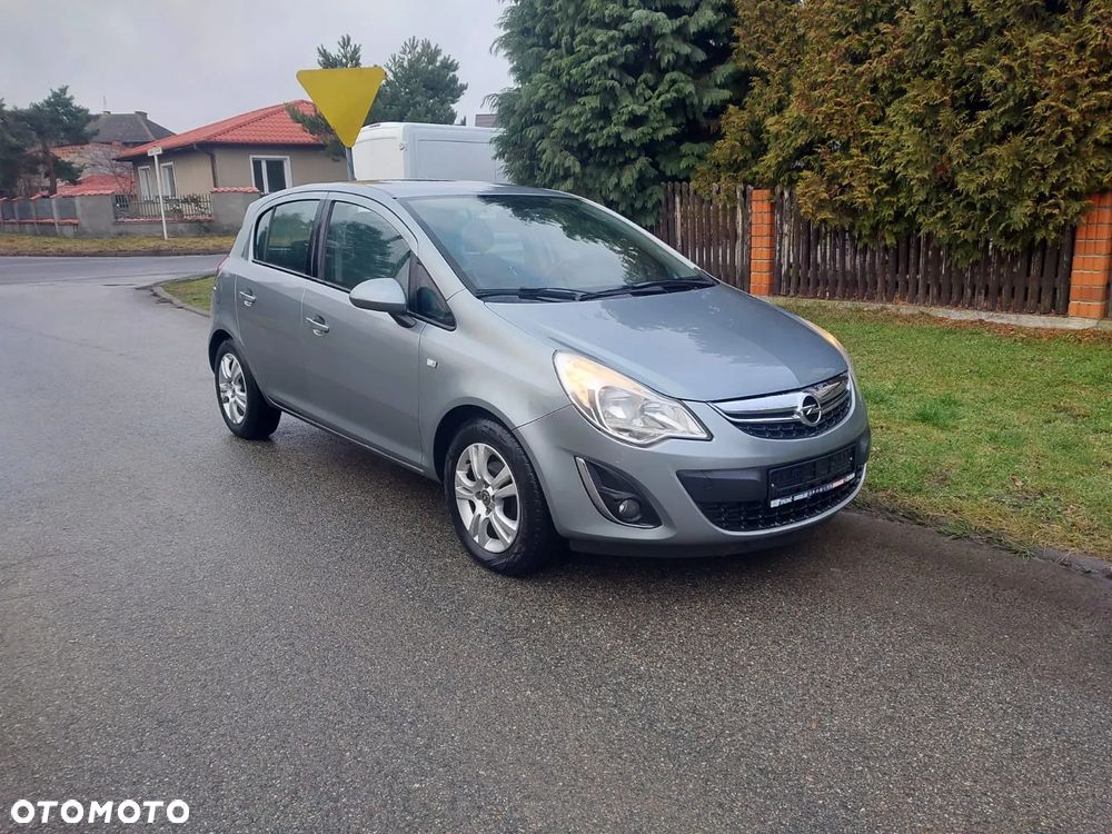 Opel Corsa - 1