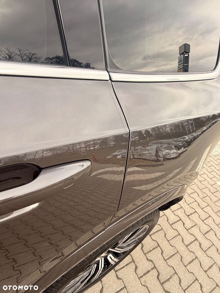 Volvo XC 90 T8 AWD Plug-In Hybrid Ultimate Bright 7os - 17