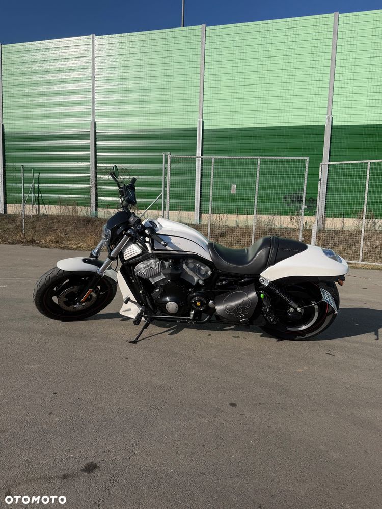 Harley-Davidson V-Rod Night Rod - 11