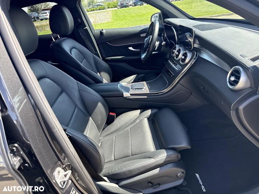 Mercedes-Benz GLC Coupe 300 4MATIC MHEV - 19