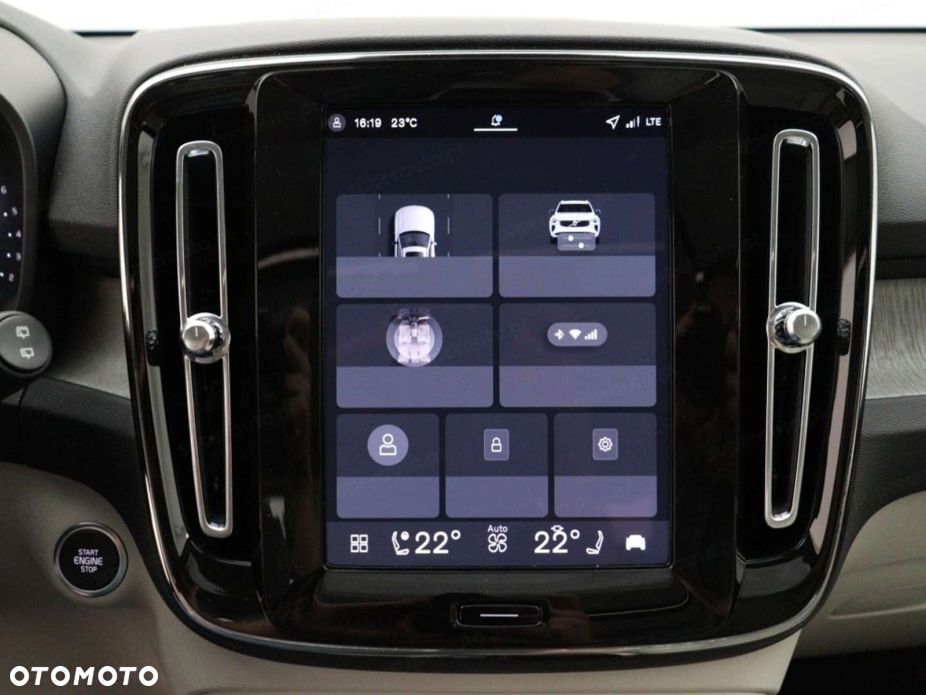Volvo XC 40 - 15