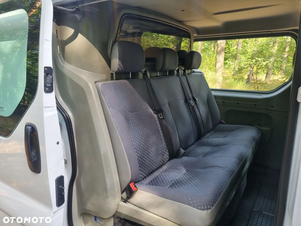 Renault Trafic - 18