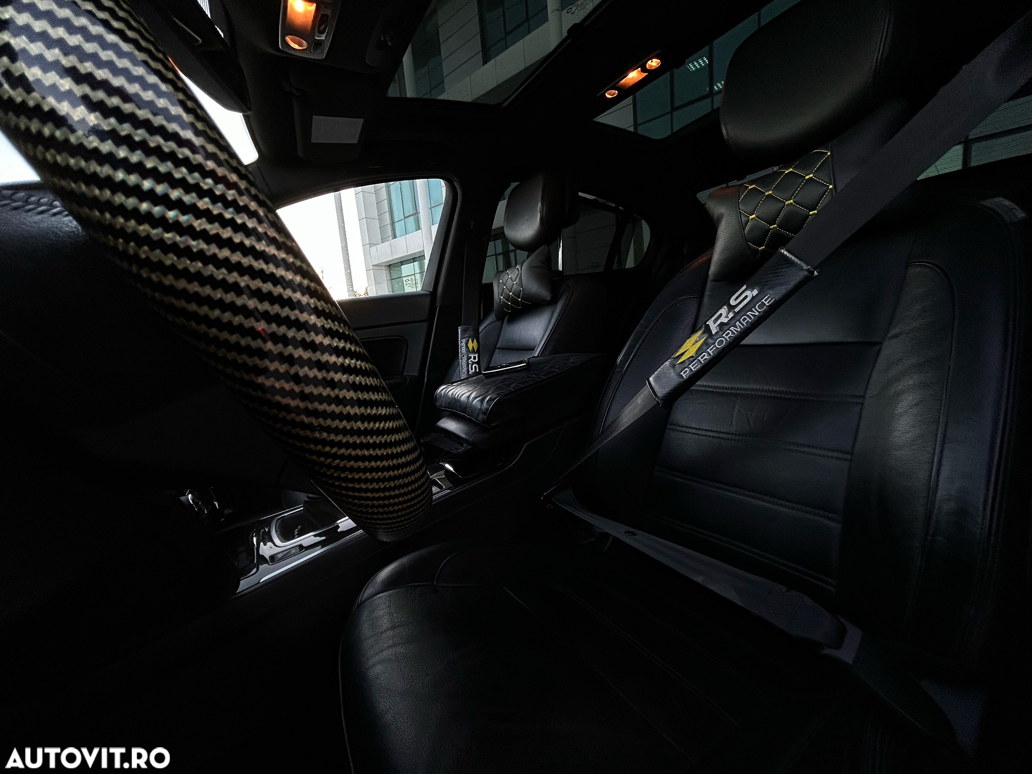 Renault Latitude 2.0 dCi Initiale - 4