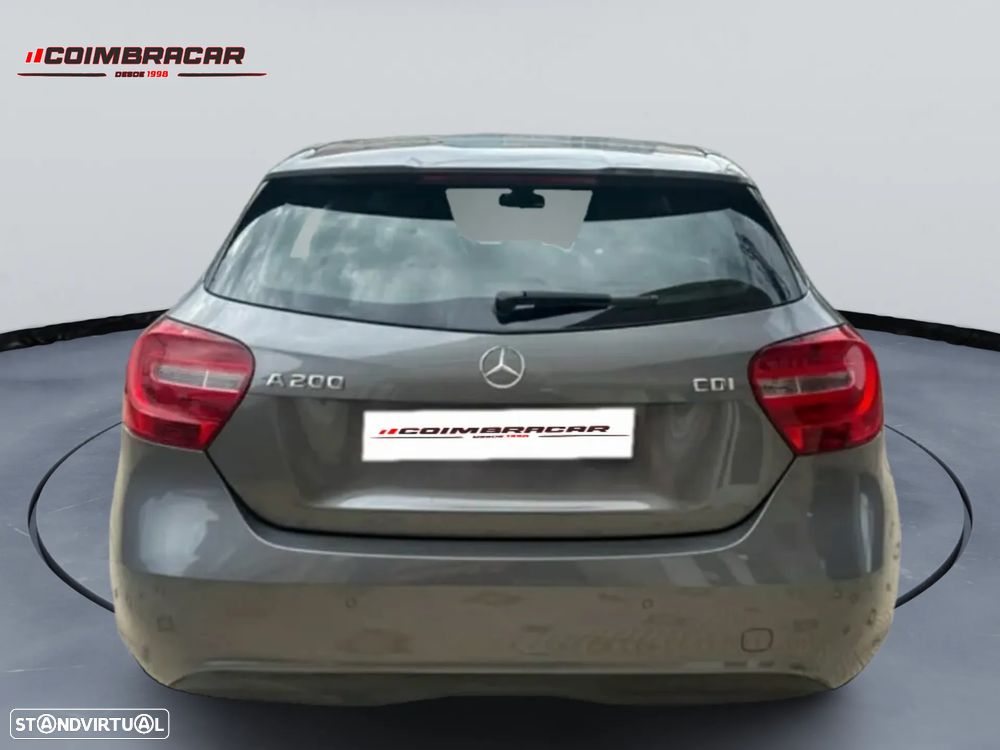 Mercedes-Benz A 200 CDI (BlueEFFICIENCY) - 2