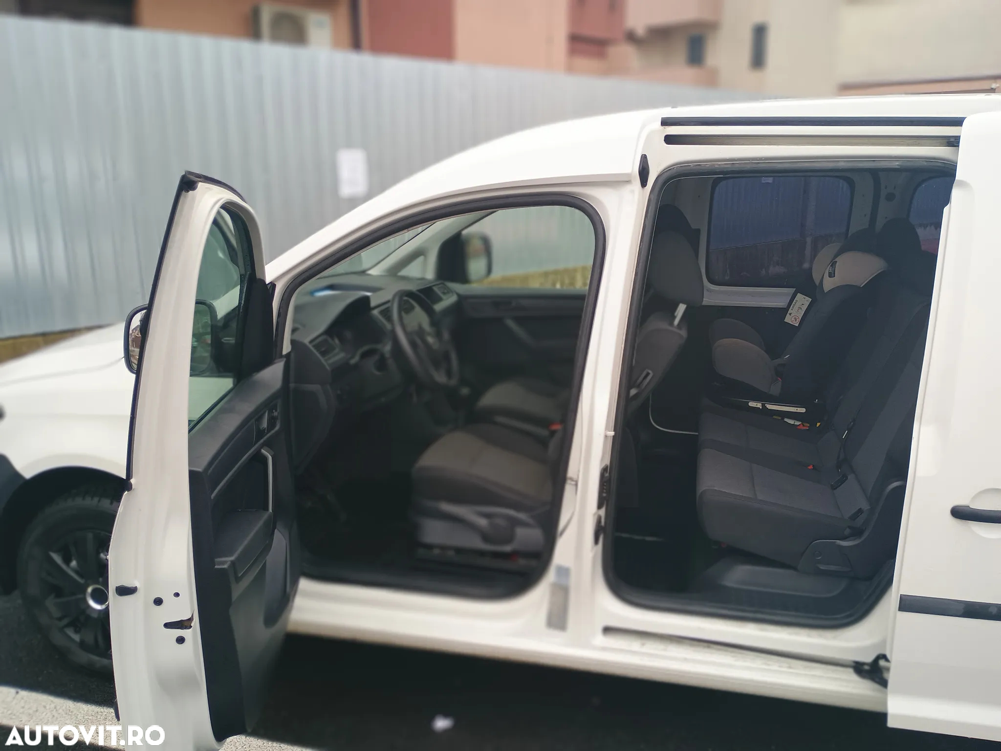 Volkswagen Caddy 2.0 TDI Maxi - 8
