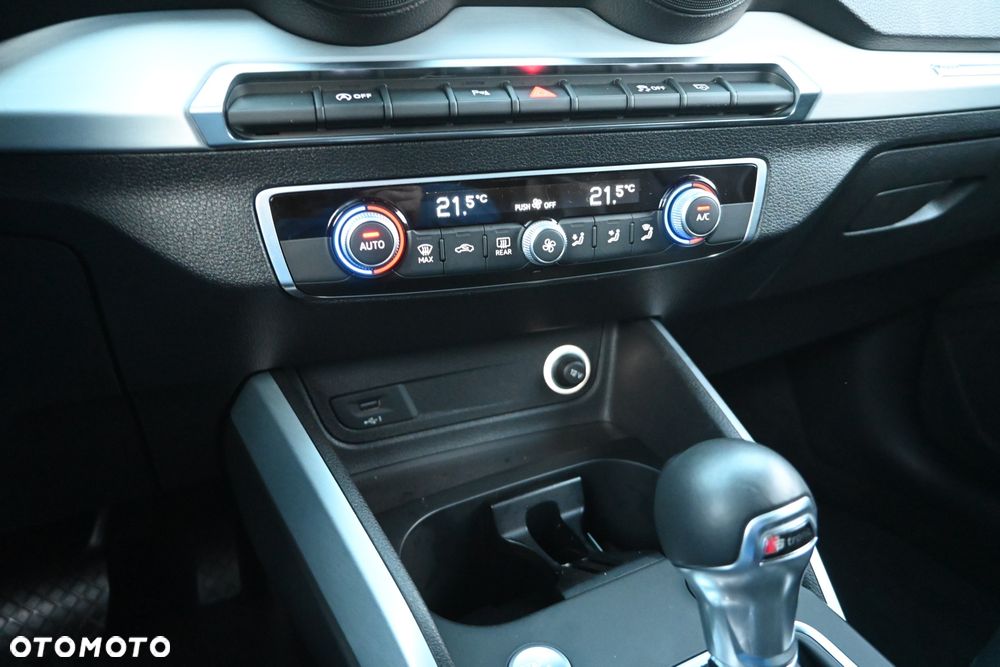 Audi Q2 30 TDI S tronic sport - 32