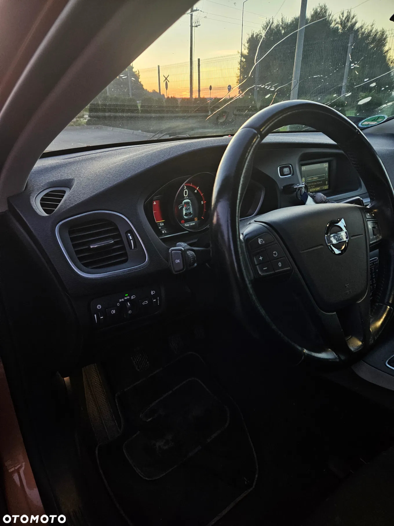 Volvo V40 D2 Kinetic - 6