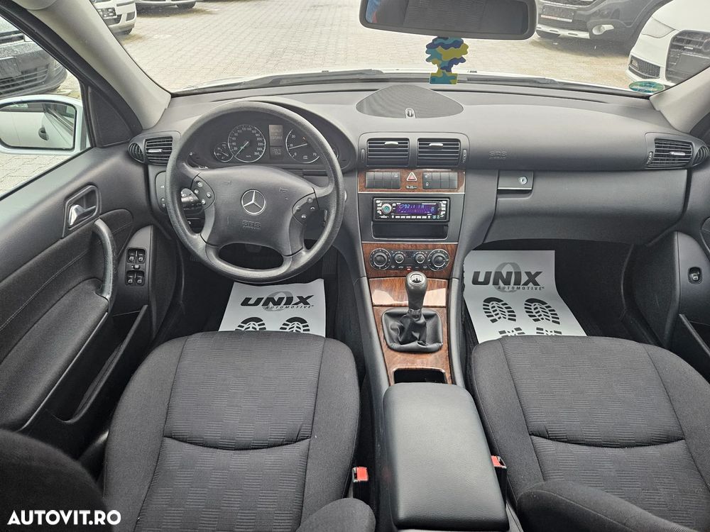 Mercedes-Benz C 200 T Kompressor Classic - 6