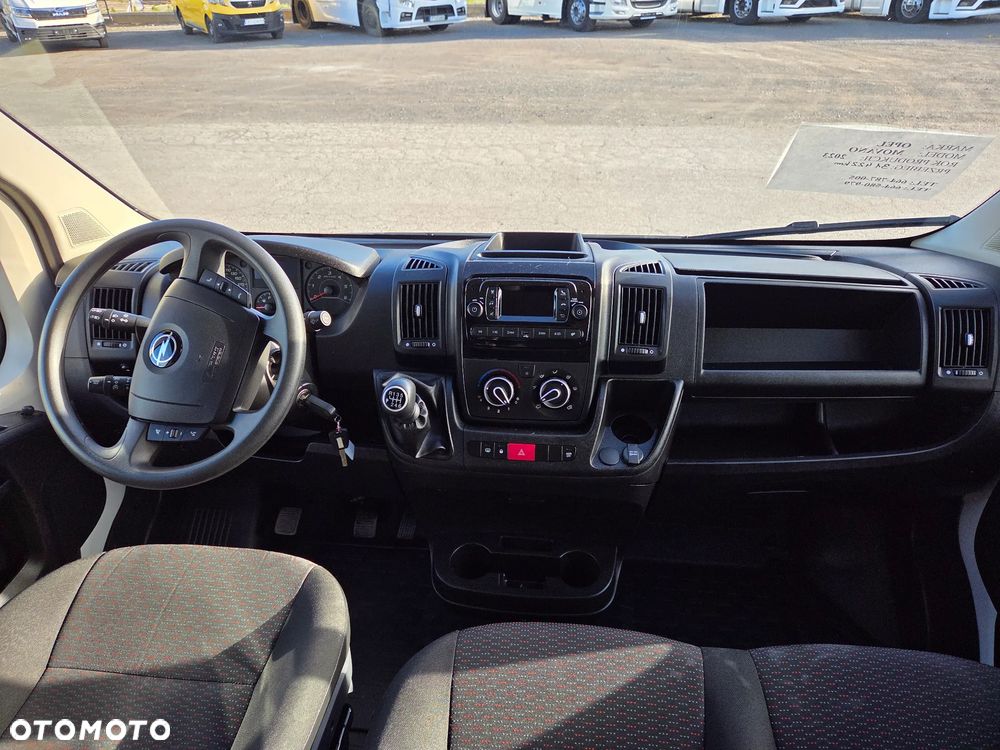 Opel Movano 2.2 DIESEL MultiCab L2H1 - 32