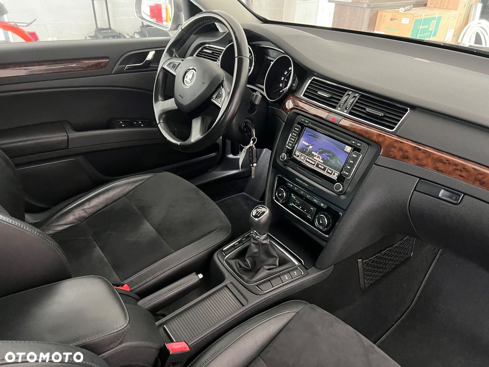 Skoda Superb 1.6 TDI Active Greenline - 28