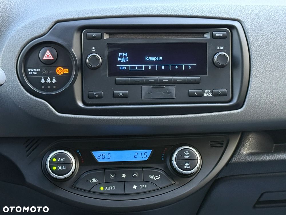 Toyota Yaris - 7