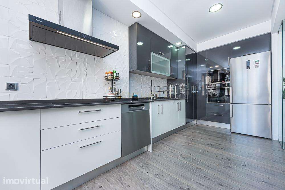 Apartamento para arrendamento Renovado em Setúbal (São Sebastião) com - Grande imagem: 3/23