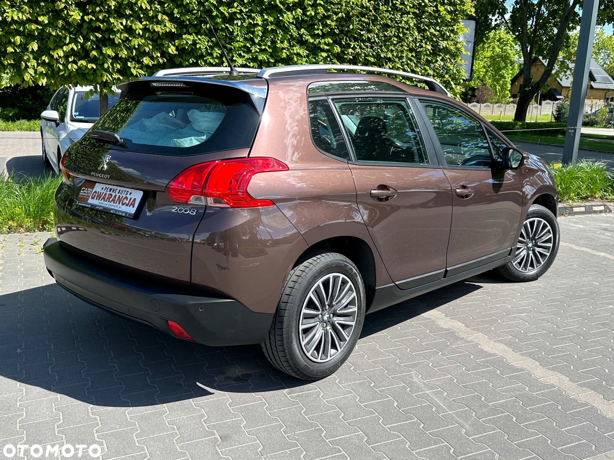 Peugeot 2008 PureTech 82 Allure - 4