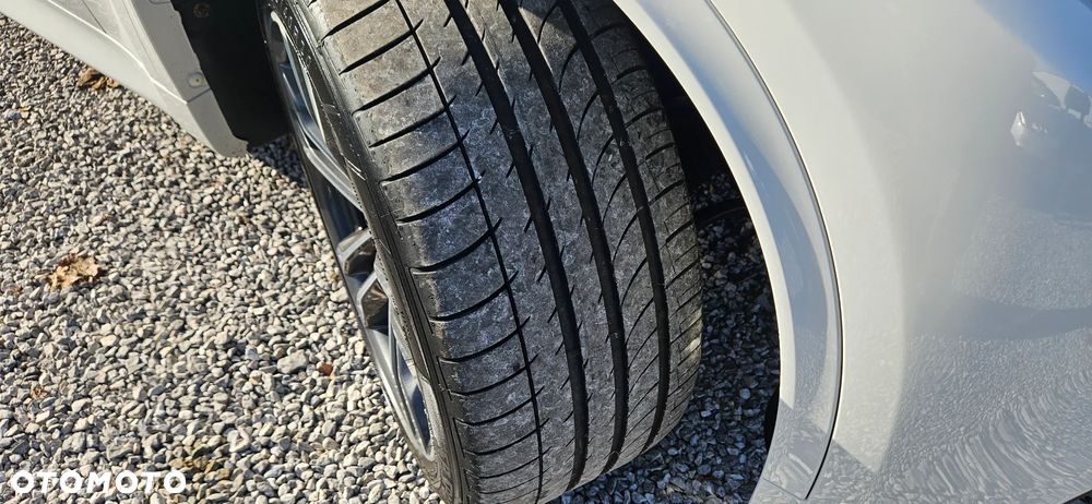 BMW X5 M M50d Sport-Aut - 21