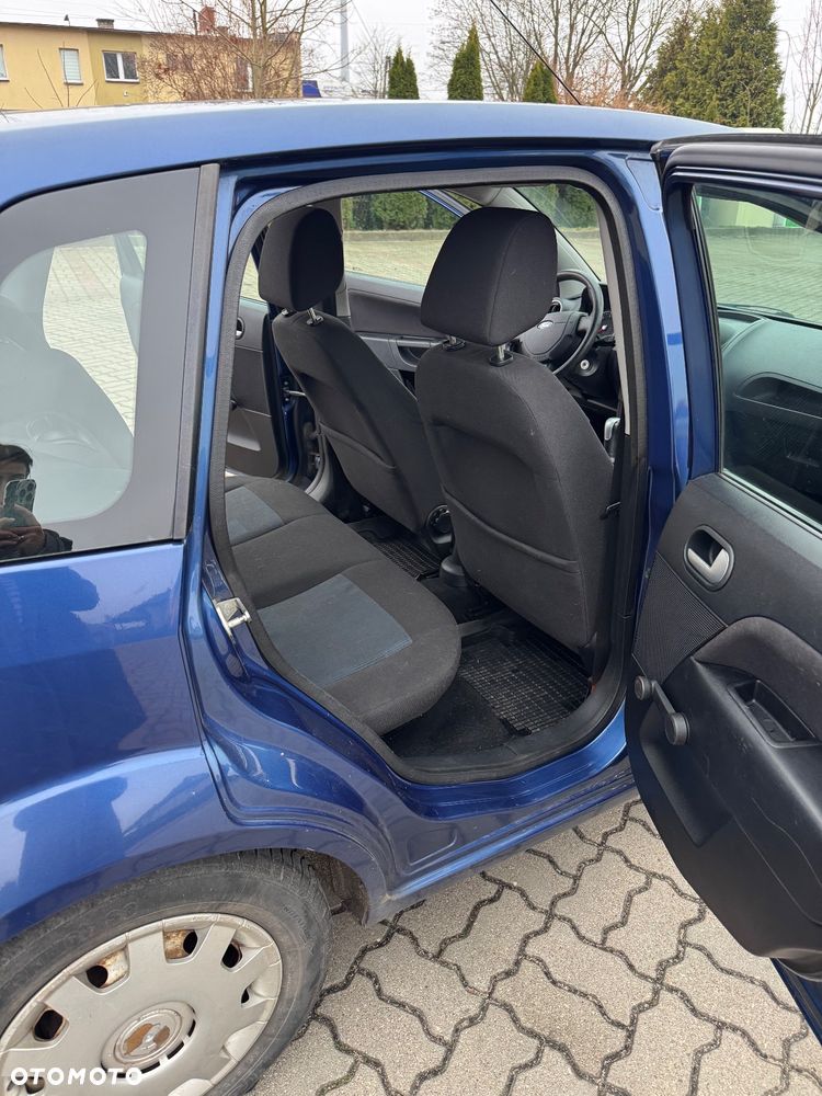 Ford Fiesta 1.4 TDCI - 14