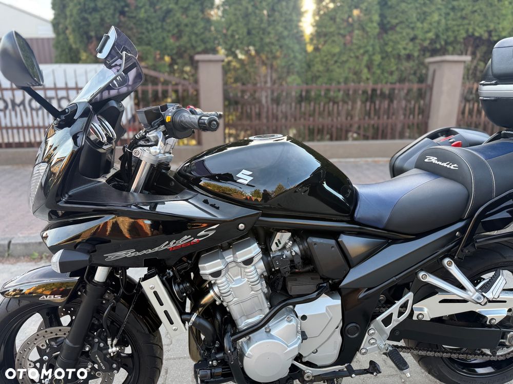 Suzuki Bandit - 23