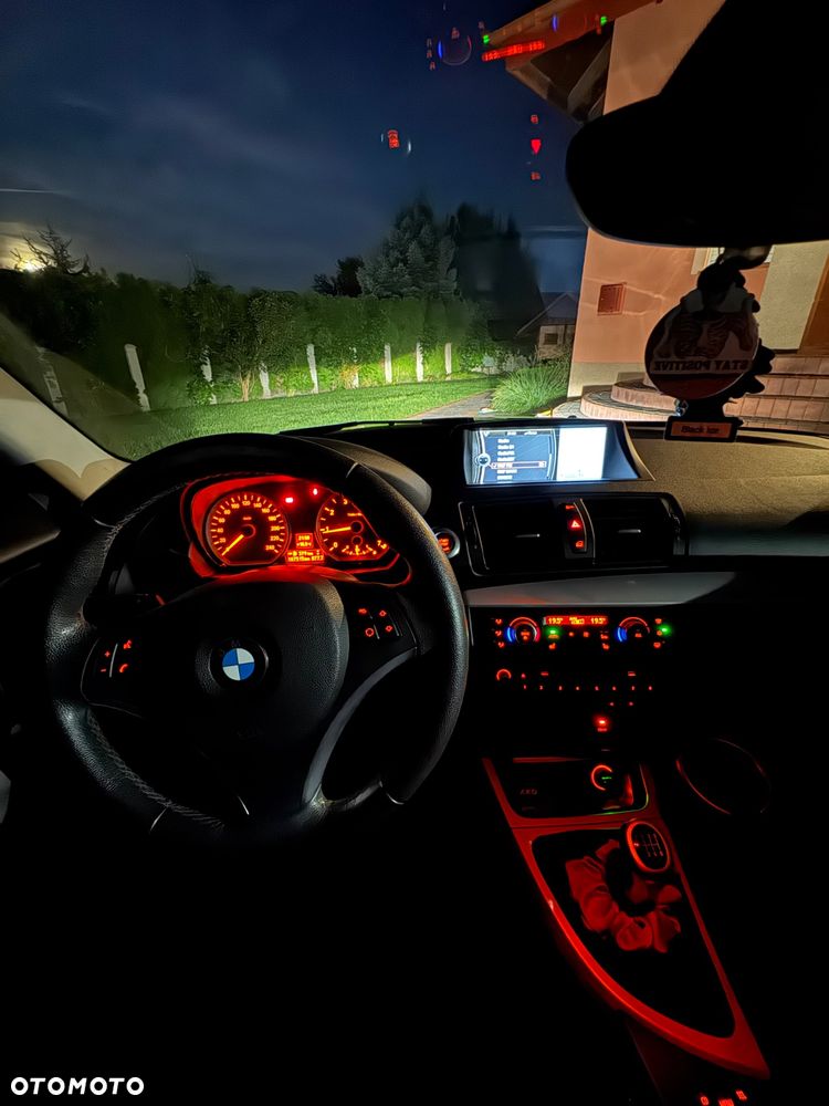 BMW Seria 1 116i - 12