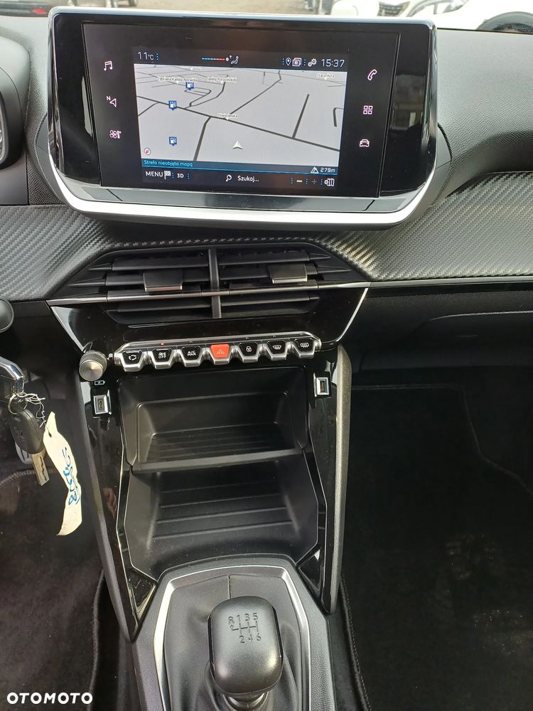 Peugeot 208 PureTech 100 Allure - 19