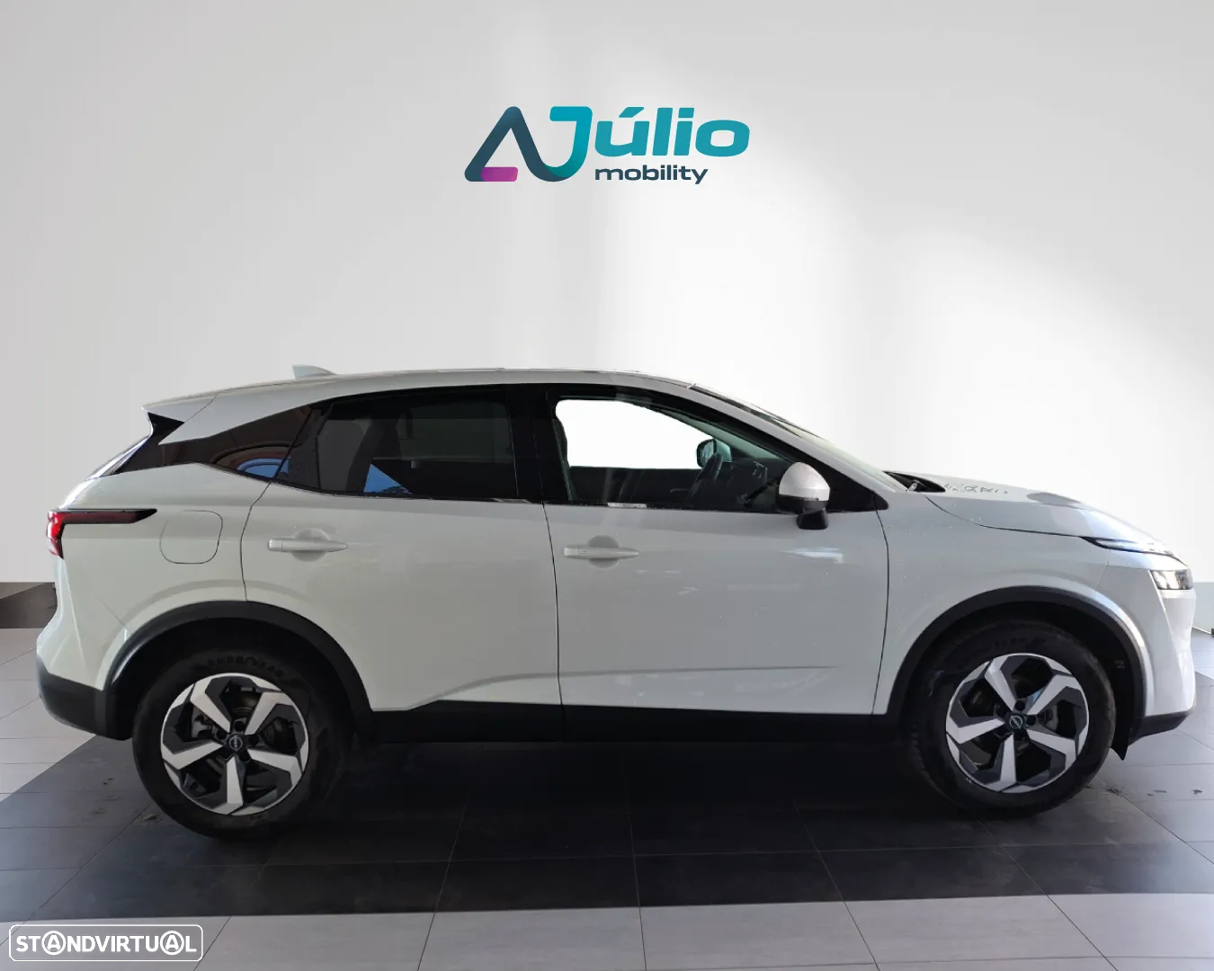 Nissan Qashqai 1.3 DIG-T N-Connecta LED - 2