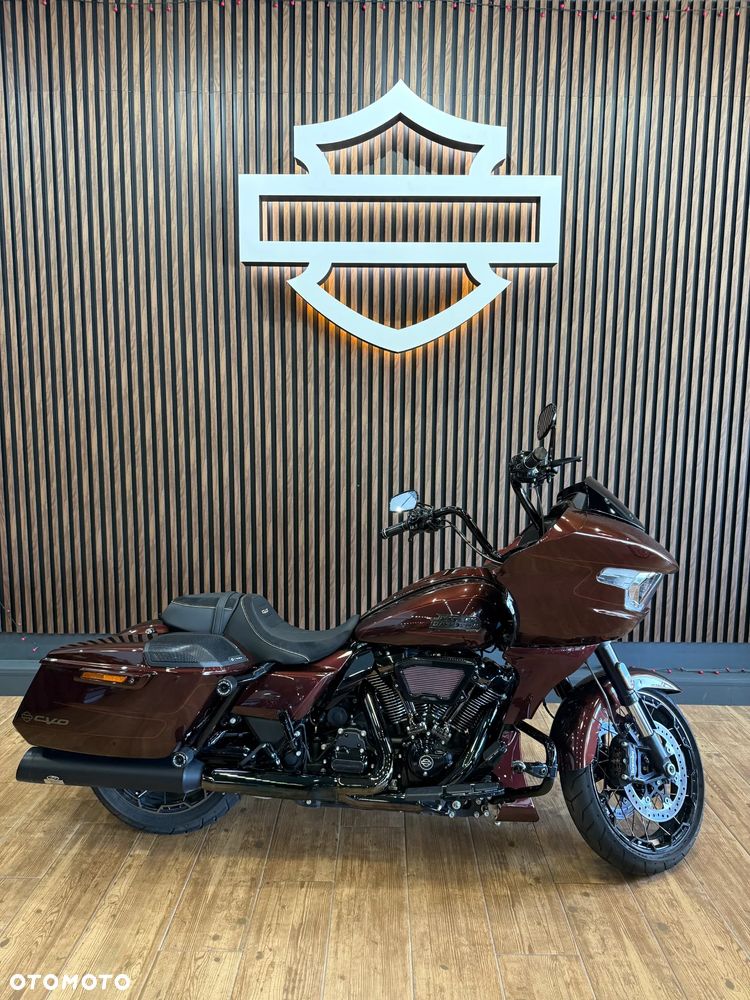 Harley-Davidson Touring Road Glide - 1