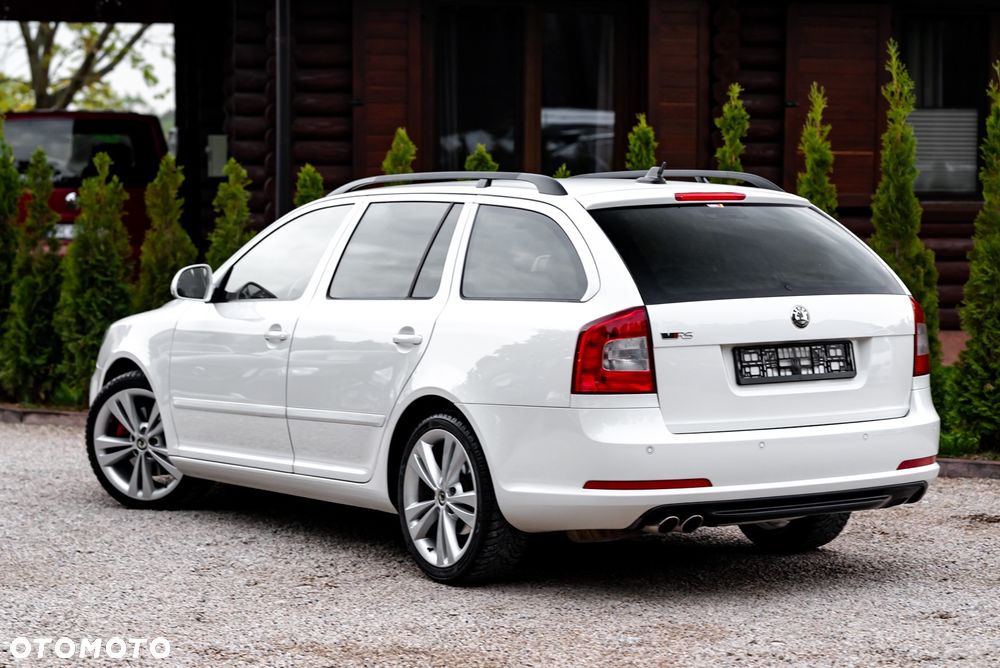 Skoda Octavia 2.0 TDI RS DSG - 13