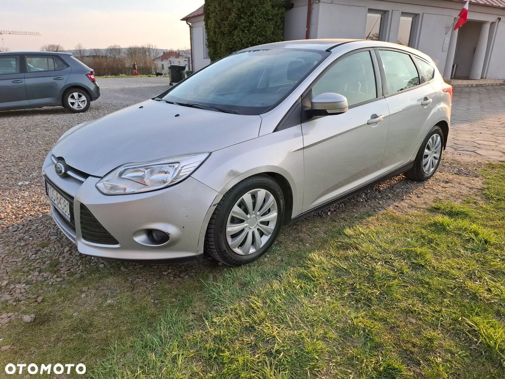 Ford Focus 1.6 TDCi DPF Ambiente - 7