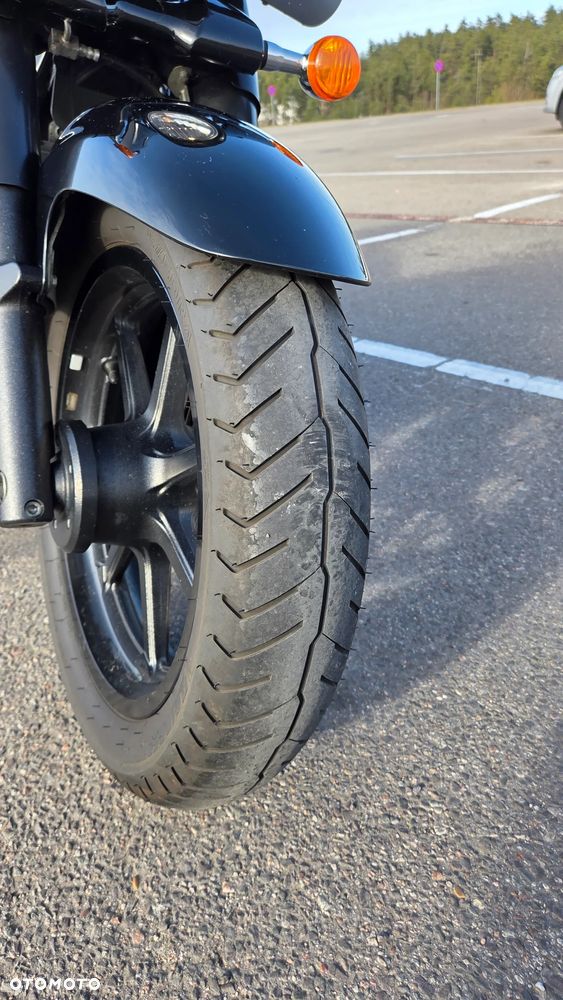 Suzuki VL 1500 Intruder LC - Boulevard C90 - 13