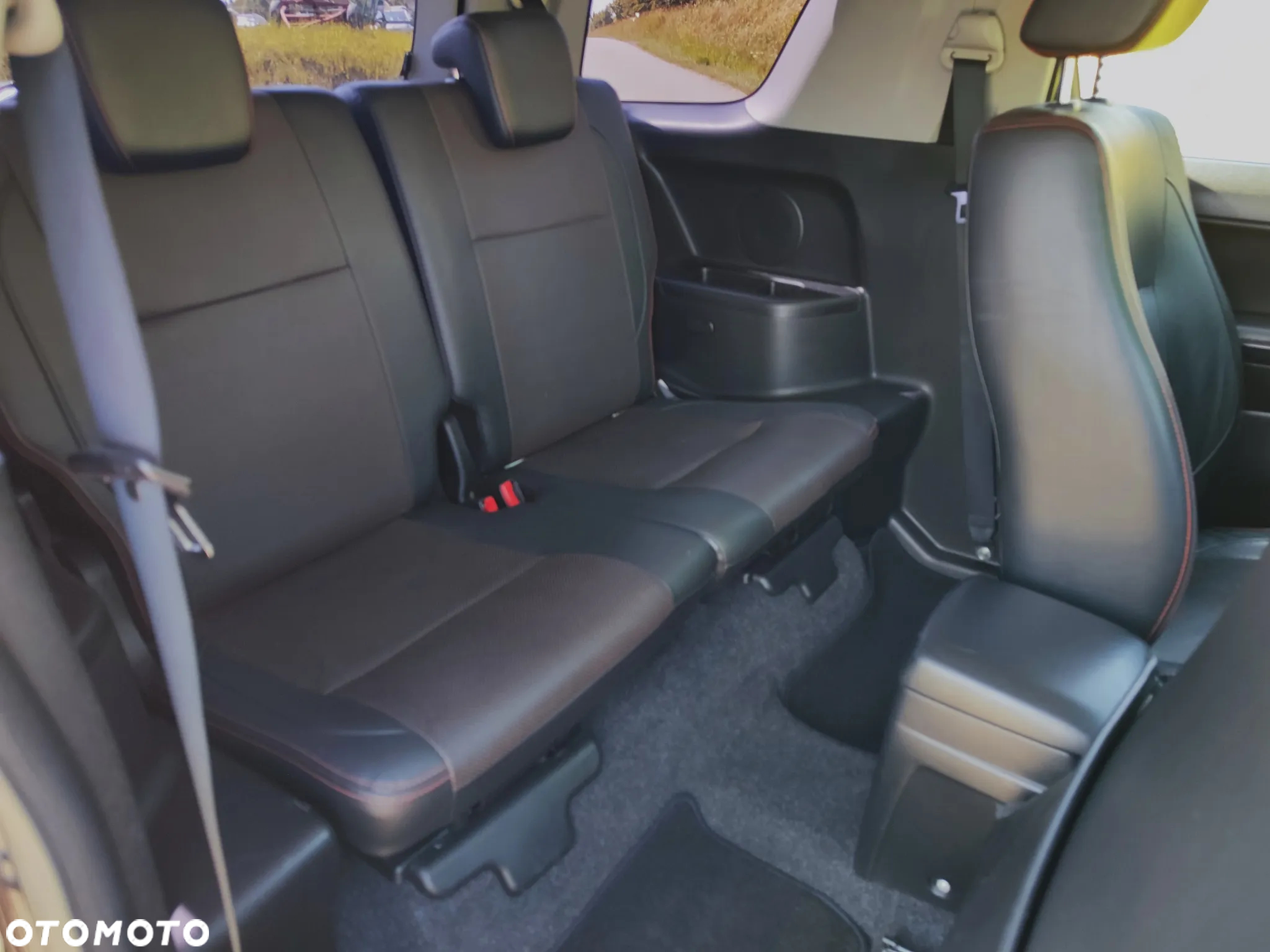 Suzuki Grand Vitara 1.6 De luxe - 24